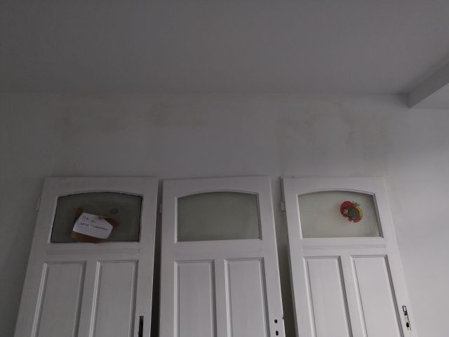 BAU.DE / BAU-Forum: 3. Bild zu Frage "Flecken nach Isoliergrundierung durch Maler" im BAU-Forum "Ausbauarbeiten" BAU.DE / BAU-Forum: 3. Bild zu Frage "Flecken nach Isoliergrundierung durch Maler" im BAU-Forum "Ausbauarbeiten"