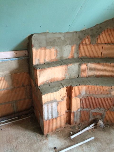 BAU.DE / BAU-Forum: 5. Bild zu Antwort "Fotos" auf die Frage "Risse in Fliesen: Ursachen, Bewertung & Maßnahmen – Sind Haarrisse normal?" im BAU-Forum "Ausbauarbeiten" BAU.DE / BAU-Forum: 5. Bild zu Antwort "Fotos" auf die Frage "Risse in Fliesen: Ursachen, Bewertung & Maßnahmen – Sind Haarrisse normal?" im BAU-Forum "Ausbauarbeiten"