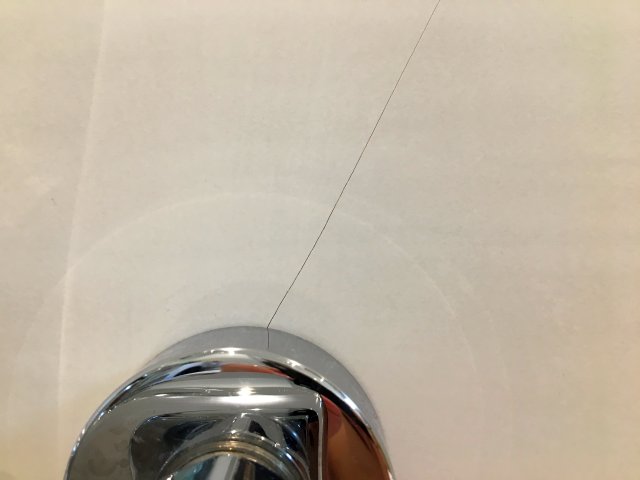 BAU.DE / BAU-Forum: 3. Bild zu Frage "Fliese wölbt sich" im BAU-Forum "Ausbauarbeiten" BAU.DE / BAU-Forum: 3. Bild zu Frage "Fliese wölbt sich" im BAU-Forum "Ausbauarbeiten"