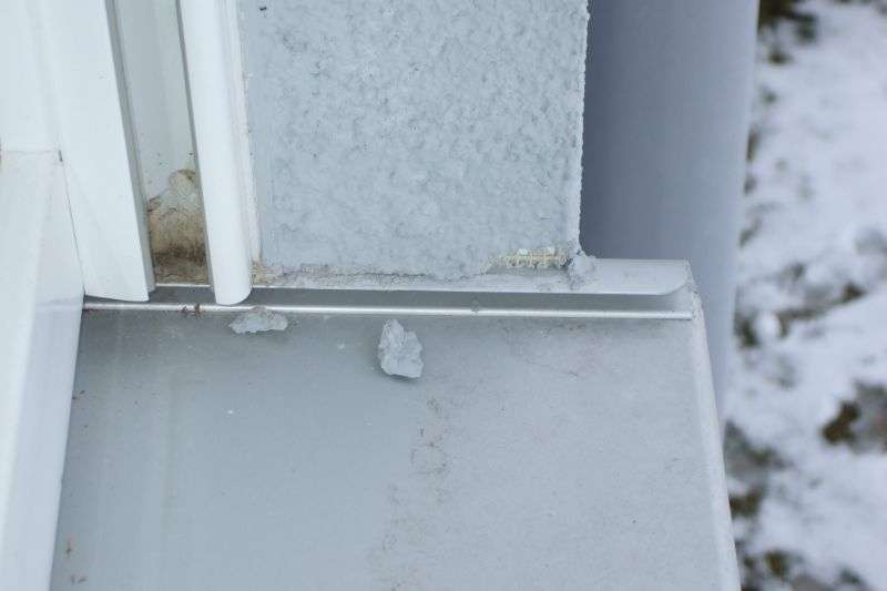 BAU.DE / BAU-Forum: 1. Bild zu Frage "WDVS Mängel beheben: Ursachen, Sanierung & Kosten im Überblick?" im BAU-Forum "Außenwände und Fassaden" BAU.DE / BAU-Forum: 1. Bild zu Frage "WDVS Mängel beheben: Ursachen, Sanierung & Kosten im Überblick?" im BAU-Forum "Außenwände und Fassaden"