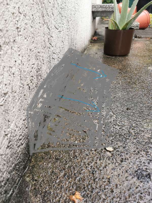 BAU.DE / BAU-Forum: 3. Bild zu Frage "Regenwasserableitung Hauswand: Maßnahmen, Kosten & Dachvorsprung verlängern?" im BAU-Forum "Außenwände und Fassaden" BAU.DE / BAU-Forum: 3. Bild zu Frage "Regenwasserableitung Hauswand: Maßnahmen, Kosten & Dachvorsprung verlängern?" im BAU-Forum "Außenwände und Fassaden"