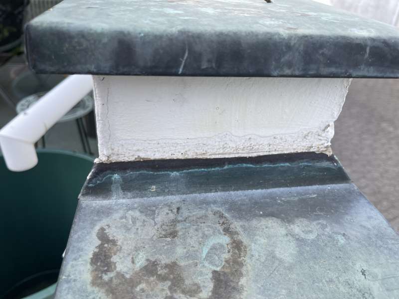 BAU.DE / BAU-Forum: 3. Bild zu Antwort "Gartenmauer: Detailbilder zur Analyse der Fleckenursache" auf die Frage "Gelbe Flecken an Gartenmauer mit Blech: Ursachen, Entfernung & Vorbeugung?" im BAU-Forum "Außenwände und Fassaden" BAU.DE / BAU-Forum: 3. Bild zu Antwort "Gartenmauer: Detailbilder zur Analyse der Fleckenursache" auf die Frage "Gelbe Flecken an Gartenmauer mit Blech: Ursachen, Entfernung & Vorbeugung?" im BAU-Forum "Außenwände und Fassaden"