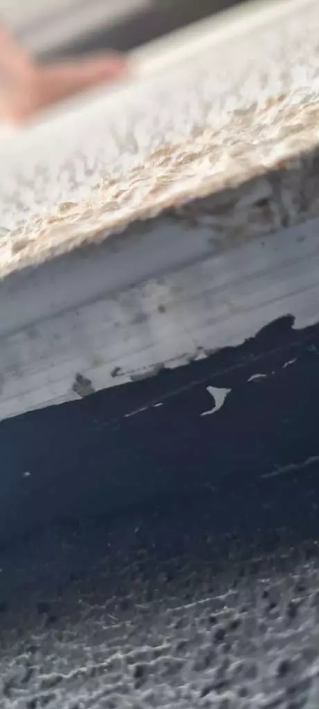 BAU.DE / BAU-Forum: 2. Bild zu Antwort "Braune Flecken Fassade – Durchschlag trotz Bearbeitung: Ursachen?" auf die Frage "Braune Wasserflecken an Holzfassade: Ursachen, Risiken & Sofortmaßnahmen?" im BAU-Forum "Außenwände und Fassaden" BAU.DE / BAU-Forum: 2. Bild zu Antwort "Braune Flecken Fassade – Durchschlag trotz Bearbeitung: Ursachen?" auf die Frage "Braune Wasserflecken an Holzfassade: Ursachen, Risiken & Sofortmaßnahmen?" im BAU-Forum "Außenwände und Fassaden"