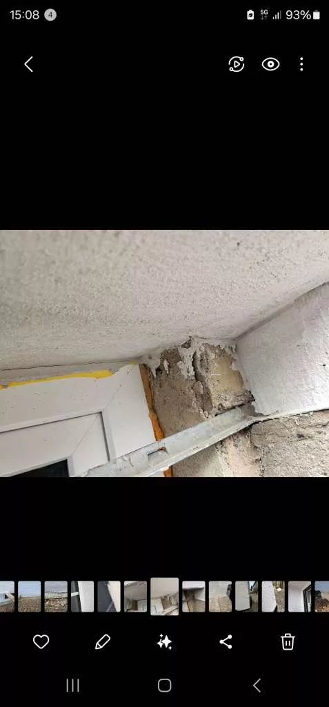 BAU.DE / BAU-Forum: 2. Bild zu Antwort "Anbei noch Fotos" auf die Frage "WDVS Ausführung prüfen: Lichtschacht-Anschluss, Perimeterdämmung & Risiken?" im BAU-Forum "Außenwände und Fassaden" BAU.DE / BAU-Forum: 2. Bild zu Antwort "Anbei noch Fotos" auf die Frage "WDVS Ausführung prüfen: Lichtschacht-Anschluss, Perimeterdämmung & Risiken?" im BAU-Forum "Außenwände und Fassaden"