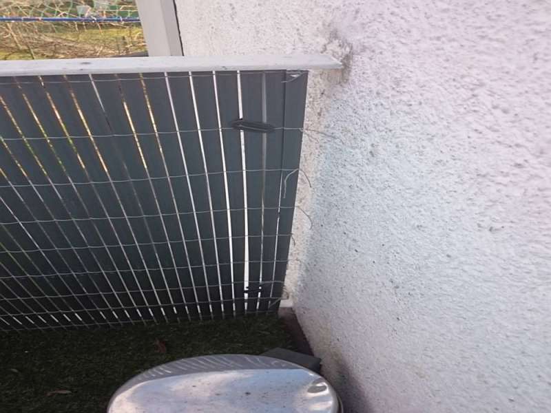 BAU.DE / BAU-Forum: 1. Bild zu Frage "Balkongeländer kürzen: Statik prüfen? Risiken, Stützfunktion & Abbruchgefahr?" im BAU-Forum "Balkon und Terrasse" BAU.DE / BAU-Forum: 1. Bild zu Frage "Balkongeländer kürzen: Statik prüfen? Risiken, Stützfunktion & Abbruchgefahr?" im BAU-Forum "Balkon und Terrasse"
