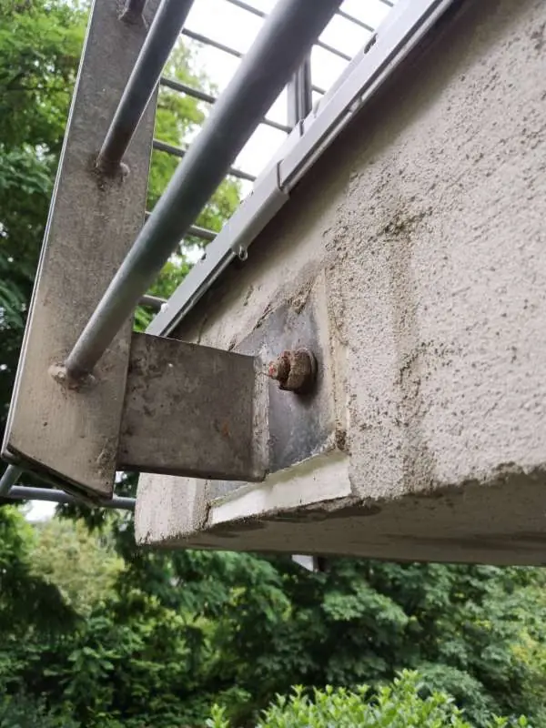 BAU.DE / BAU-Forum: 2. Bild zu Antwort "Balkon-Sanierung: Fotos zur Beurteilung der Ausführung" auf die Frage "Balkonsanierung: Staunässe & Nachtropfen nach Abdichtung – Ursachen & Lösungen?" im BAU-Forum "Balkon und Terrasse" BAU.DE / BAU-Forum: 2. Bild zu Antwort "Balkon-Sanierung: Fotos zur Beurteilung der Ausführung" auf die Frage "Balkonsanierung: Staunässe & Nachtropfen nach Abdichtung – Ursachen & Lösungen?" im BAU-Forum "Balkon und Terrasse"