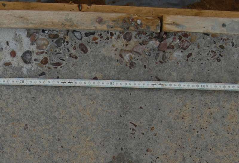 BAU.DE / BAU-Forum: 1. Bild zu Frage "Betondecke ausgewaschen: Ursachen, Risiken & Sanierungskosten? Fachmann prüfen!" im BAU-Forum "Bauphysik" BAU.DE / BAU-Forum: 1. Bild zu Frage "Betondecke ausgewaschen: Ursachen, Risiken & Sanierungskosten? Fachmann prüfen!" im BAU-Forum "Bauphysik"
