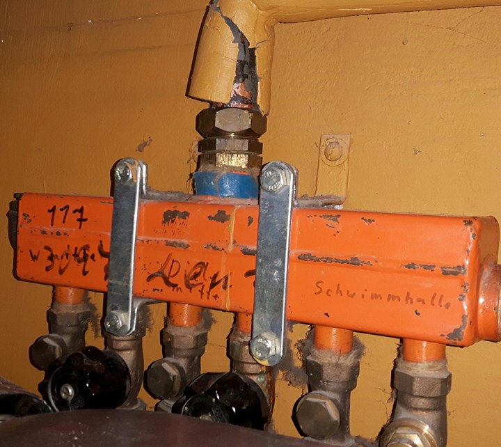 BAU.DE / BAU-Forum: 1. Bild zu Antwort "Bild" auf die Frage "Asbest in Rohrummantelung erkennen: Gesundheitsrisiko, Sanierung & Kosten?" im BAU-Forum "Baustoffe" BAU.DE / BAU-Forum: 1. Bild zu Antwort "Bild" auf die Frage "Asbest in Rohrummantelung erkennen: Gesundheitsrisiko, Sanierung & Kosten?" im BAU-Forum "Baustoffe"