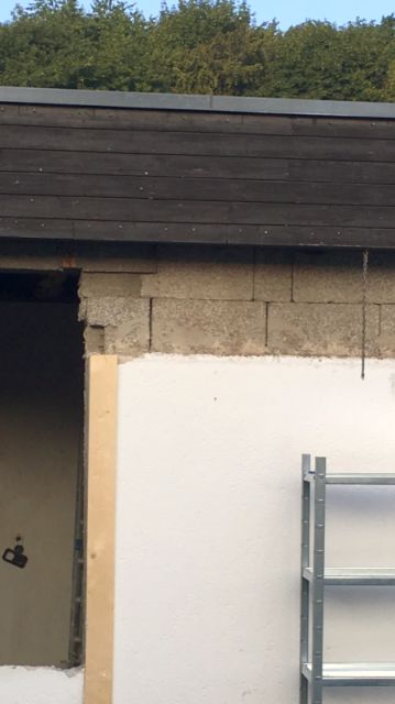 BAU.DE / BAU-Forum: 1. Bild zu Antwort "Asbest?" auf die Frage "Unbekannter Baustoff unter Holzverkleidung: Analyse, Gefahren & Fachberatung?" im BAU-Forum "Baustoffe" BAU.DE / BAU-Forum: 1. Bild zu Antwort "Asbest?" auf die Frage "Unbekannter Baustoff unter Holzverkleidung: Analyse, Gefahren & Fachberatung?" im BAU-Forum "Baustoffe"