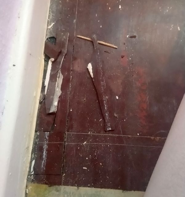 BAU.DE / BAU-Forum: 1. Bild zu Frage "Bodenbelag mit Asbest?" im BAU-Forum "Baustoffe" BAU.DE / BAU-Forum: 1. Bild zu Frage "Bodenbelag mit Asbest?" im BAU-Forum "Baustoffe"