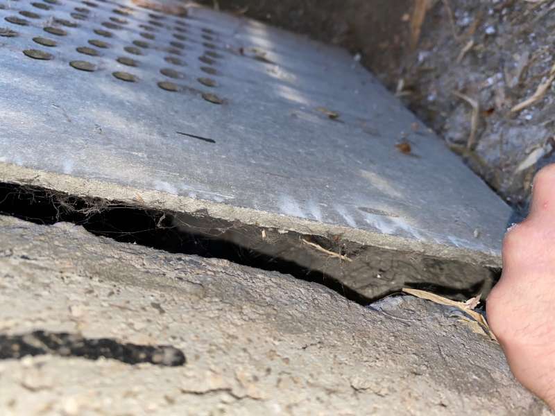 BAU.DE / BAU-Forum: 4. Bild zu Frage "Lüftungsöffnung im Kriechkeller" im BAU-Forum "Baustoffe" BAU.DE / BAU-Forum: 4. Bild zu Frage "Lüftungsöffnung im Kriechkeller" im BAU-Forum "Baustoffe"