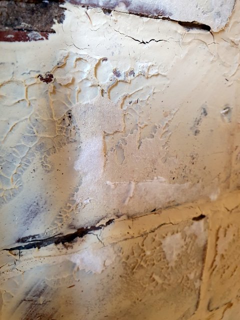 BAU.DE / BAU-Forum: 2. Bild zu Frage "Lehmfarbe auf Mauerwerk - Styropor und Kleberreste beseitigen" im BAU-Forum "Ökologisches und biologisches Bauen" BAU.DE / BAU-Forum: 2. Bild zu Frage "Lehmfarbe auf Mauerwerk - Styropor und Kleberreste beseitigen" im BAU-Forum "Ökologisches und biologisches Bauen"