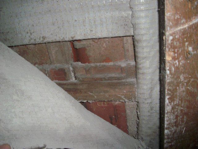 BAU.DE / BAU-Forum: 2. Bild zu Antwort "Dachzustand: Fotos von Folie und Dachpfannen im Detail" auf die Frage "Dach nachträglich hinterlüften: Kosten, Vorgehen & Risiken bei Altbausanierung?" im BAU-Forum "Dach" BAU.DE / BAU-Forum: 2. Bild zu Antwort "Dachzustand: Fotos von Folie und Dachpfannen im Detail" auf die Frage "Dach nachträglich hinterlüften: Kosten, Vorgehen & Risiken bei Altbausanierung?" im BAU-Forum "Dach"