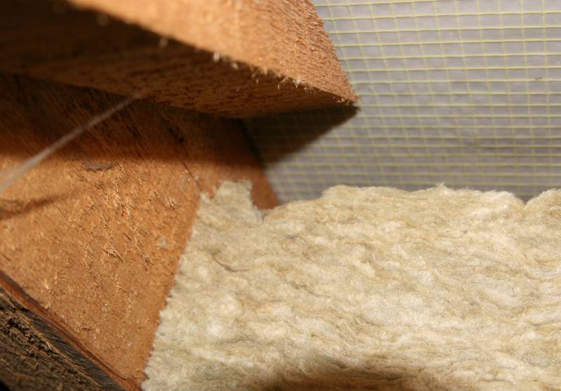 BAU.DE / BAU-Forum: 2. Bild zu Antwort "ist das normal?" auf die Frage "Dachdämmung: Welche Materialien sind geeignet? Kosten, Dicke & Förderung?" im BAU-Forum "Dach" BAU.DE / BAU-Forum: 2. Bild zu Antwort "ist das normal?" auf die Frage "Dachdämmung: Welche Materialien sind geeignet? Kosten, Dicke & Förderung?" im BAU-Forum "Dach"