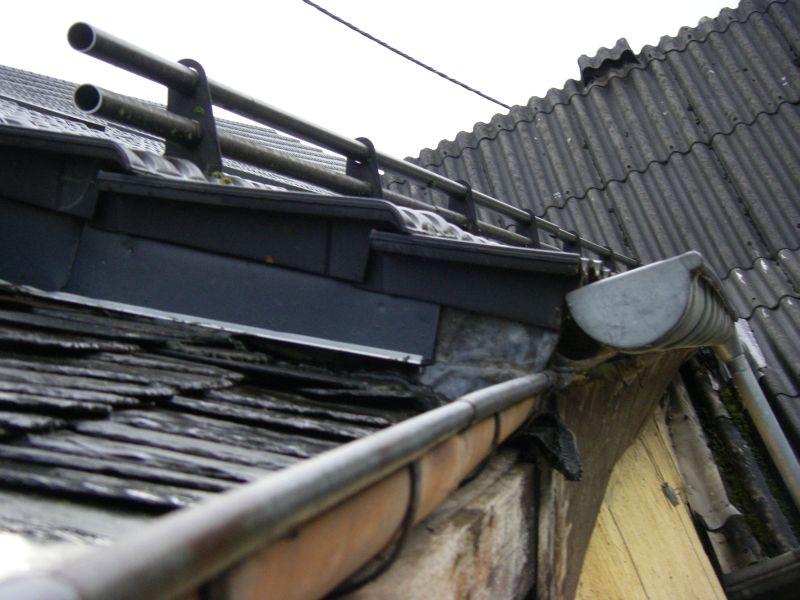 Bild zum BAU-Forumsbeitrag: Dachanschluss zum Nachbarhaus im Forum Dach