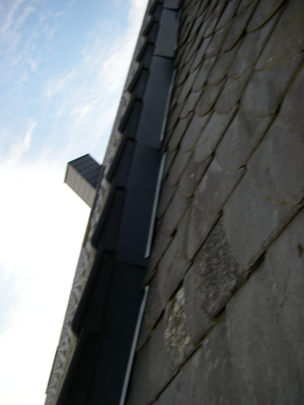 Bild zum BAU-Forumsbeitrag: Dachanschluss zum Nachbarhaus im Forum Dach