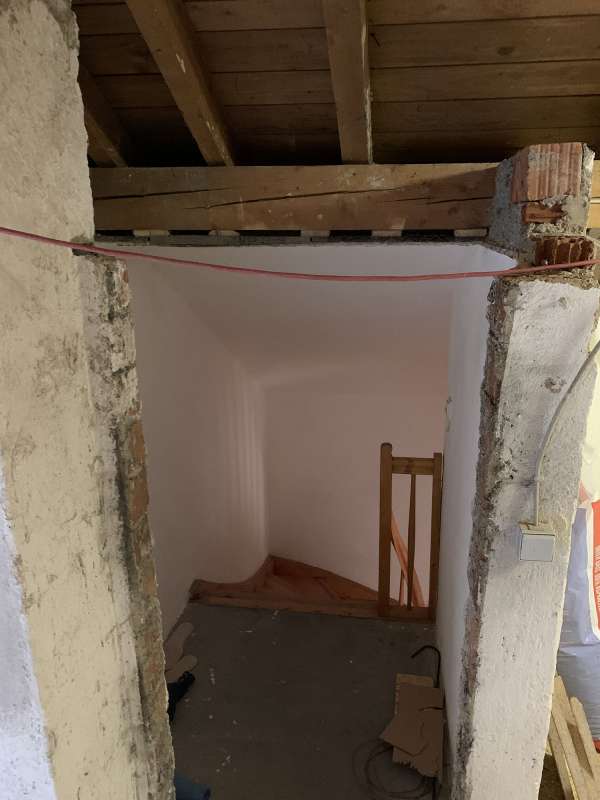 BAU.DE / BAU-Forum: 1. Bild zu Frage "Zwischensparrendämmung mit Schüttung: Risiken, Materialwahl & Anleitung für Holzwolle-Leichtbauplatten?" im BAU-Forum "Dach" BAU.DE / BAU-Forum: 1. Bild zu Frage "Zwischensparrendämmung mit Schüttung: Risiken, Materialwahl & Anleitung für Holzwolle-Leichtbauplatten?" im BAU-Forum "Dach"