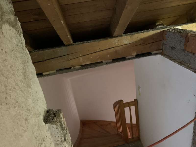 BAU.DE / BAU-Forum: 2. Bild zu Frage "Zwischensparrendämmung mit Schüttung: Risiken, Materialwahl & Anleitung für Holzwolle-Leichtbauplatten?" im BAU-Forum "Dach" BAU.DE / BAU-Forum: 2. Bild zu Frage "Zwischensparrendämmung mit Schüttung: Risiken, Materialwahl & Anleitung für Holzwolle-Leichtbauplatten?" im BAU-Forum "Dach"