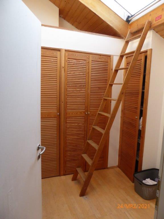 BAU.DE / BAU-Forum: 1. Bild zu Frage "Kehlbalken entfernen: Statik-Risiko, Folgen & Fachmann-Prüfung?" im BAU-Forum "Dach" BAU.DE / BAU-Forum: 1. Bild zu Frage "Kehlbalken entfernen: Statik-Risiko, Folgen & Fachmann-Prüfung?" im BAU-Forum "Dach"