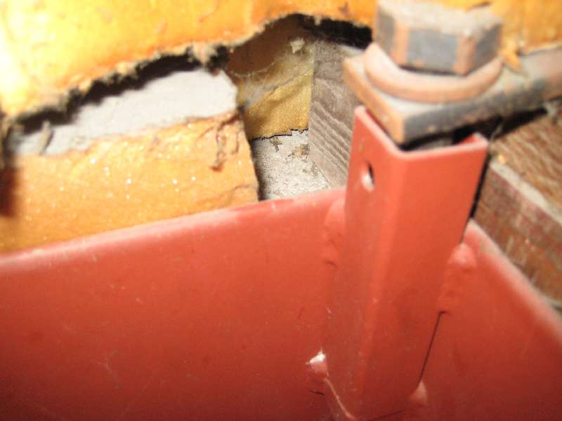 BAU.DE / BAU-Forum: 2. Bild zu Frage "Geschossdeckendämmung ausbessern: Ursachen, Dämmwolle vs. Platten & Dampfsperre?" im BAU-Forum "Energiesparendes Bauen / Niedrigenergiehaus" BAU.DE / BAU-Forum: 2. Bild zu Frage "Geschossdeckendämmung ausbessern: Ursachen, Dämmwolle vs. Platten & Dampfsperre?" im BAU-Forum "Energiesparendes Bauen / Niedrigenergiehaus"