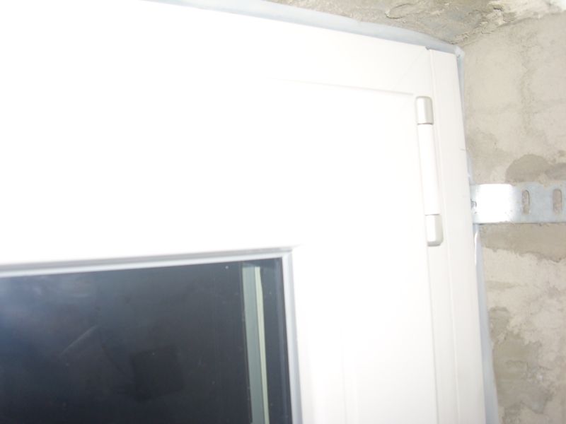 Bild zum BAU-Forumsbeitrag: Fenster mit Klotz und IsoBloc-Band eingebaut im Forum Fenster und Außentüren