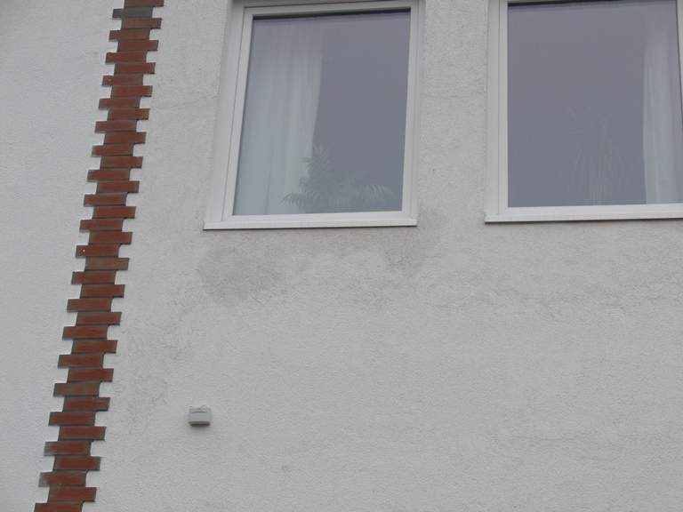 BAU.DE / BAU-Forum: 3. Bild zu Frage "Fensterbank zu dicht an Fassade: Ursachen, Folgen & Lösungen bei geringem Abstand?" im BAU-Forum "Fenster und Außentüren" BAU.DE / BAU-Forum: 3. Bild zu Frage "Fensterbank zu dicht an Fassade: Ursachen, Folgen & Lösungen bei geringem Abstand?" im BAU-Forum "Fenster und Außentüren"