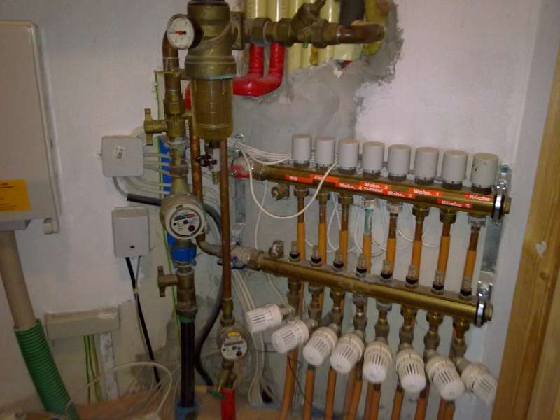 BAU.DE / BAU-Forum: 1. Bild zu Frage "Fußbodenheizung (FBH) Vorlauftemperatur richtig mit RTL Ventil *Bild*" im BAU-Forum "Fußbodenheizungen / Wandheizungen" BAU.DE / BAU-Forum: 1. Bild zu Frage "Fußbodenheizung (FBH) Vorlauftemperatur richtig mit RTL Ventil *Bild*" im BAU-Forum "Fußbodenheizungen / Wandheizungen"