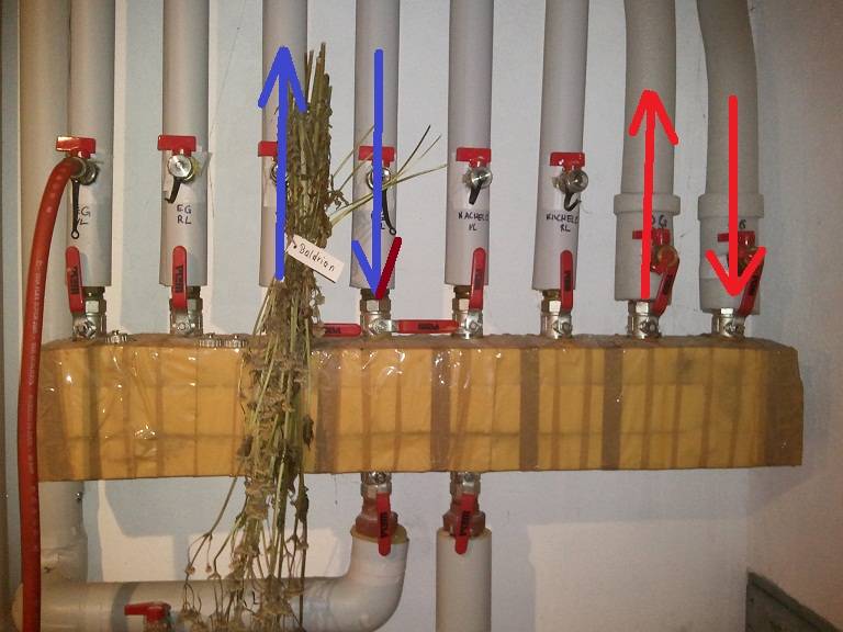 BAU.DE / BAU-Forum: 2. Bild zu Antwort "Bilder/Skizzen" auf die Frage "Fußbodenheizung im 1. OG nachrüsten: Kosten, Aufbauhöhe & Heizsystem-Anpassung?" im BAU-Forum "Fußbodenheizungen / Wandheizungen" BAU.DE / BAU-Forum: 2. Bild zu Antwort "Bilder/Skizzen" auf die Frage "Fußbodenheizung im 1. OG nachrüsten: Kosten, Aufbauhöhe & Heizsystem-Anpassung?" im BAU-Forum "Fußbodenheizungen / Wandheizungen"