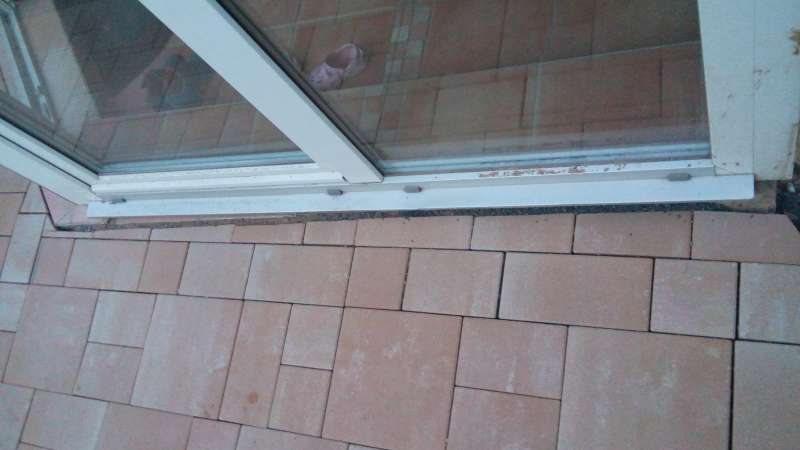 BAU.DE / BAU-Forum: 2. Bild zu Frage "unzufrieden mit Pflasterarbeiten - bin ich zu pingelig?" im BAU-Forum "Rund um den Garten" BAU.DE / BAU-Forum: 2. Bild zu Frage "unzufrieden mit Pflasterarbeiten - bin ich zu pingelig?" im BAU-Forum "Rund um den Garten"