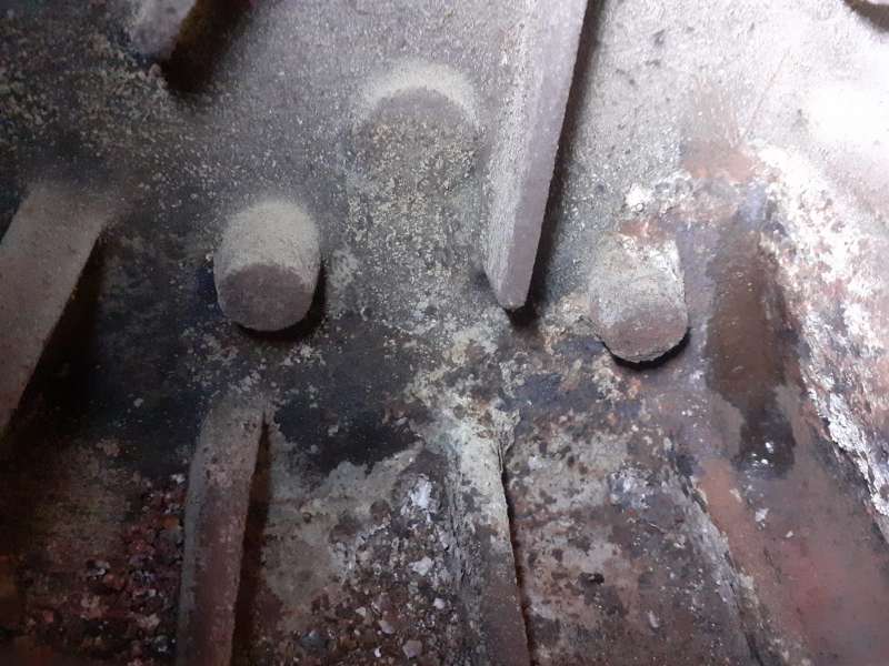 BAU.DE / BAU-Forum: 1. Bild zu Frage "Risse im neuen Brenner-MHG Ecostar 522 ständiger Wasserverlust" im BAU-Forum "Heizung / Warmwasser" BAU.DE / BAU-Forum: 1. Bild zu Frage "Risse im neuen Brenner-MHG Ecostar 522 ständiger Wasserverlust" im BAU-Forum "Heizung / Warmwasser"