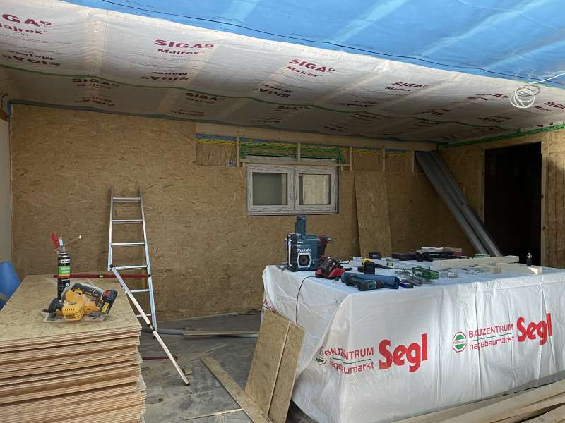 BAU.DE / BAU-Forum: 1. Bild zu Frage "Holzbalkendecke mit Fließestrich: Aufbau, Probleme mit Feuchtigkeit & Schimmel vermeiden?" im BAU-Forum "Holzbau" BAU.DE / BAU-Forum: 1. Bild zu Frage "Holzbalkendecke mit Fließestrich: Aufbau, Probleme mit Feuchtigkeit & Schimmel vermeiden?" im BAU-Forum "Holzbau"