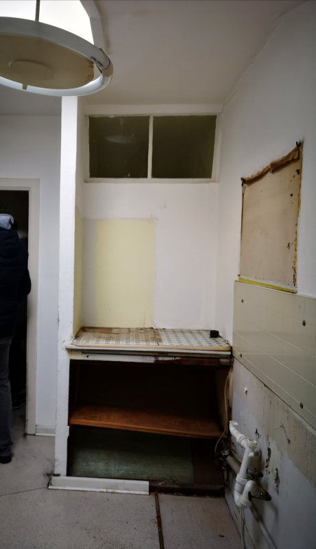 BAU.DE / BAU-Forum: 2. Bild zu Antwort "Risiko Hausschwamm" auf die Frage "Hausschwamm erkennen: Risiken, Sanierungskosten & Gutachter für Altbau?" im BAU-Forum "Holzschutz, Holzschäden, Holzsanierung" BAU.DE / BAU-Forum: 2. Bild zu Antwort "Risiko Hausschwamm" auf die Frage "Hausschwamm erkennen: Risiken, Sanierungskosten & Gutachter für Altbau?" im BAU-Forum "Holzschutz, Holzschäden, Holzsanierung"