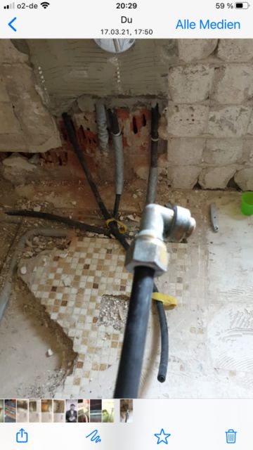BAU.DE / BAU-Forum: 1. Bild zu Frage "Wer kennt dieses Rohrverbundungssystem?" im BAU-Forum "Installation: Elektro, Gas, Wasser, Fernwärme etc." BAU.DE / BAU-Forum: 1. Bild zu Frage "Wer kennt dieses Rohrverbundungssystem?" im BAU-Forum "Installation: Elektro, Gas, Wasser, Fernwärme etc."