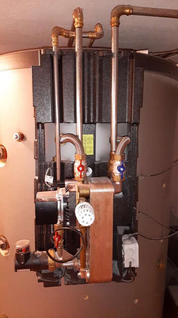 BAU.DE / BAU-Forum: 3. Bild zu Frage "Warmwasser Rückschlagventil / Rückflussventil" im BAU-Forum "Installation: Elektro, Gas, Wasser, Fernwärme etc." BAU.DE / BAU-Forum: 3. Bild zu Frage "Warmwasser Rückschlagventil / Rückflussventil" im BAU-Forum "Installation: Elektro, Gas, Wasser, Fernwärme etc."