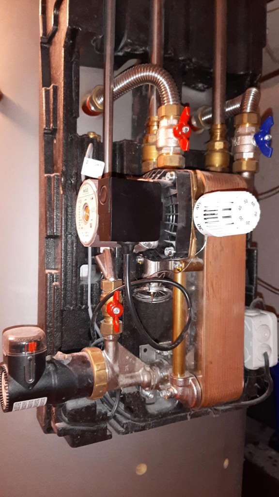 BAU.DE / BAU-Forum: 1. Bild zu Antwort "Warmwasser Rückschlagventil / Rückflussventil" auf die Frage "Warmwasser Rückschlagventil / Rückflussventil" im BAU-Forum "Installation: Elektro, Gas, Wasser, Fernwärme etc." BAU.DE / BAU-Forum: 1. Bild zu Antwort "Warmwasser Rückschlagventil / Rückflussventil" auf die Frage "Warmwasser Rückschlagventil / Rückflussventil" im BAU-Forum "Installation: Elektro, Gas, Wasser, Fernwärme etc."