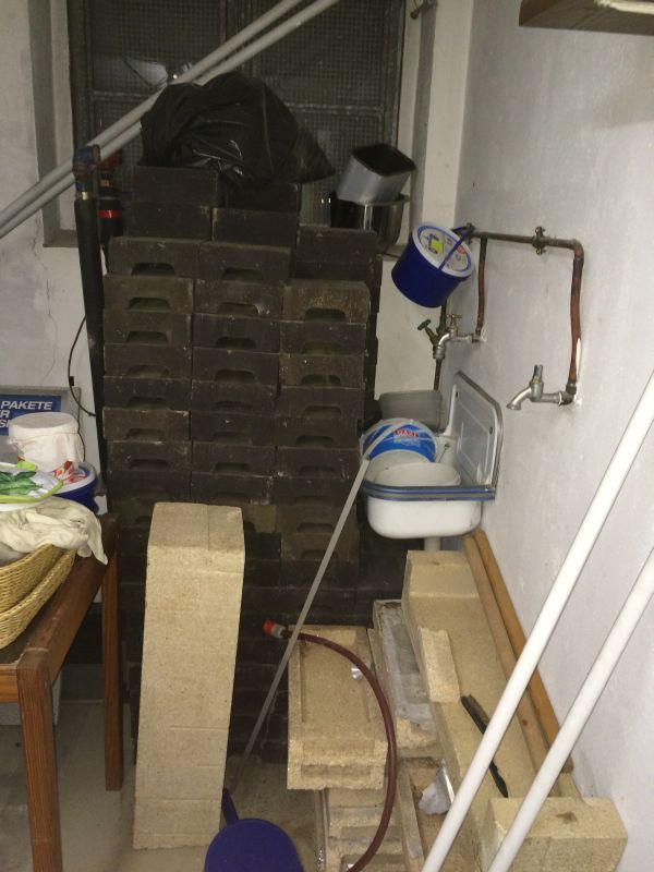 BAU.DE / BAU-Forum: 2. Bild zu Frage "Speicherofen planen & bauen: Kosten, Materialien & Partner im Ruhrpott finden?" im BAU-Forum "Kamin und Kachelofen" BAU.DE / BAU-Forum: 2. Bild zu Frage "Speicherofen planen & bauen: Kosten, Materialien & Partner im Ruhrpott finden?" im BAU-Forum "Kamin und Kachelofen"