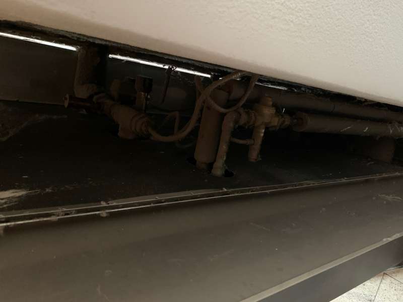 BAU.DE / BAU-Forum: 3. Bild zu Frage "Kaminofen ohne Typenschild: Hersteller & Modell identifizieren für Zertifizierung?" im BAU-Forum "Kamin und Kachelofen" BAU.DE / BAU-Forum: 3. Bild zu Frage "Kaminofen ohne Typenschild: Hersteller & Modell identifizieren für Zertifizierung?" im BAU-Forum "Kamin und Kachelofen"