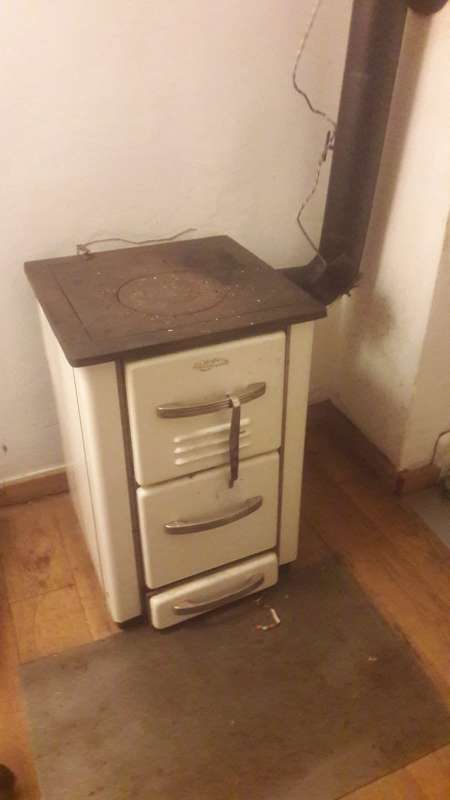 BAU.DE / BAU-Forum: 4. Bild zu Frage "Speckstein in Küchenhexe: Risiken, Nutzen, Montage & Auswirkungen auf Raumklima?" im BAU-Forum "Kamin und Kachelofen" BAU.DE / BAU-Forum: 4. Bild zu Frage "Speckstein in Küchenhexe: Risiken, Nutzen, Montage & Auswirkungen auf Raumklima?" im BAU-Forum "Kamin und Kachelofen"