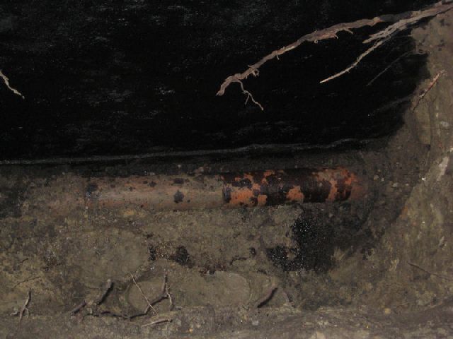 Bild zum BAU-Forumsbeitrag: Kellerwand feucht ... Laie hat eine Frage im Forum Keller