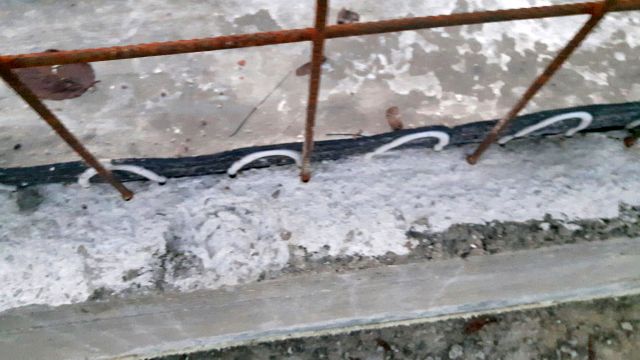 BAU.DE / BAU-Forum: 1. Bild zu Frage "Gummidichtband, Dichtband, Quellband: Wie heißt das Dichtungsband genau? Unterschiede?" im BAU-Forum "Keller" BAU.DE / BAU-Forum: 1. Bild zu Frage "Gummidichtband, Dichtband, Quellband: Wie heißt das Dichtungsband genau? Unterschiede?" im BAU-Forum "Keller"