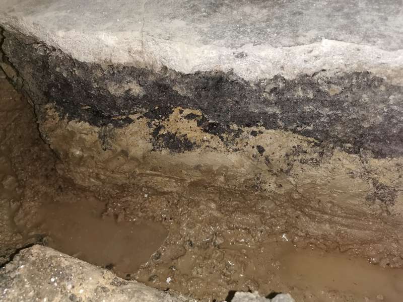 BAU.DE / BAU-Forum: 1. Bild zu Frage "Kellerboden wieder verfüllen / Lehm" im BAU-Forum "Keller" BAU.DE / BAU-Forum: 1. Bild zu Frage "Kellerboden wieder verfüllen / Lehm" im BAU-Forum "Keller"