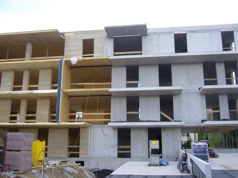 BAU.DE / BAU-Forum: 3. Bild zu Frage "Baufuge im Neubau: Ursachen für Risse im Estrich & Parkett? Fachmann-Meinung" im BAU-Forum "Neubau" BAU.DE / BAU-Forum: 3. Bild zu Frage "Baufuge im Neubau: Ursachen für Risse im Estrich & Parkett? Fachmann-Meinung" im BAU-Forum "Neubau"