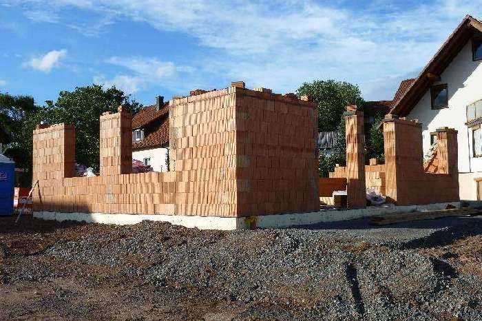 BAU.DE / BAU-Forum: 3. Bild zu Frage "Zu breite Stoßfugen beim Mauern: Ursachen, Probleme & Lösungen für Poroton-Ziegel?" im BAU-Forum "Neubau" BAU.DE / BAU-Forum: 3. Bild zu Frage "Zu breite Stoßfugen beim Mauern: Ursachen, Probleme & Lösungen für Poroton-Ziegel?" im BAU-Forum "Neubau"