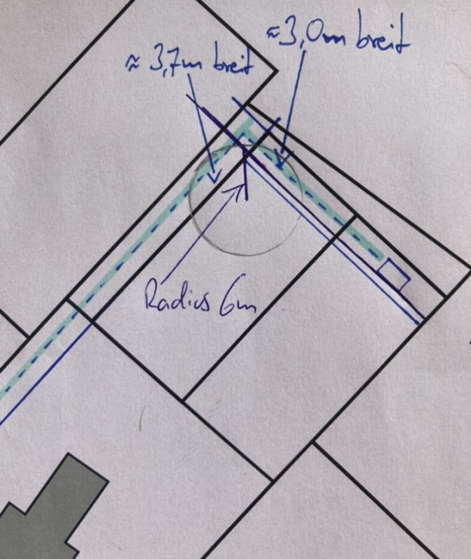 BAU.DE / BAU-Forum: 1. Bild zu Antwort "Versuch Zeichnung Wenderadius" auf die Frage "Fahrradius PKW Einfahrt / 90 Grad Kurve" im BAU-Forum "Bauplanung / Baugenehmigung" BAU.DE / BAU-Forum: 1. Bild zu Antwort "Versuch Zeichnung Wenderadius" auf die Frage "Fahrradius PKW Einfahrt / 90 Grad Kurve" im BAU-Forum "Bauplanung / Baugenehmigung"
