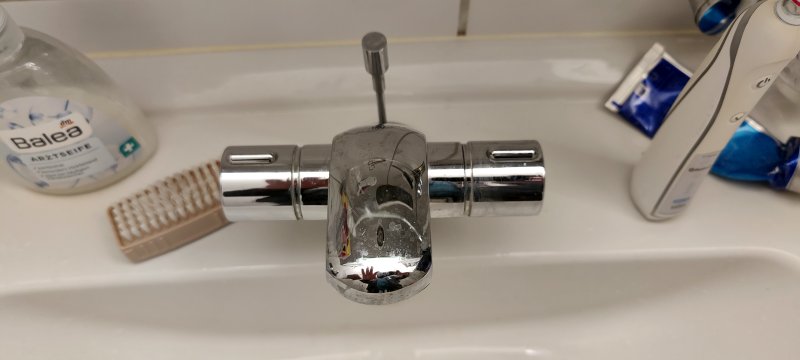 BAU.DE / BAU-Forum: 1. Bild zu Frage "Armatur tropft: Dichtung finden für Villeroy & Boch / Grohe - Tipps zu Hahnscheibe & Co." im BAU-Forum "Sanitär, Bad, Dusche, WC" BAU.DE / BAU-Forum: 1. Bild zu Frage "Armatur tropft: Dichtung finden für Villeroy & Boch / Grohe - Tipps zu Hahnscheibe & Co." im BAU-Forum "Sanitär, Bad, Dusche, WC"