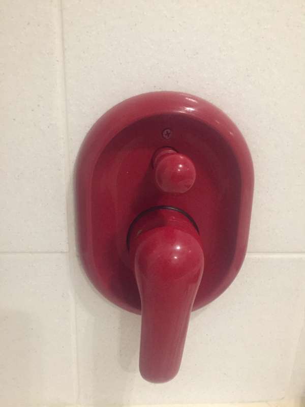 BAU.DE / BAU-Forum: 3. Bild zu Frage "UP-Armatur Badewanne Einhandmischer vor 1992: Hersteller identifizieren & passende Modelle finden" im BAU-Forum "Sanitär, Bad, Dusche, WC" BAU.DE / BAU-Forum: 3. Bild zu Frage "UP-Armatur Badewanne Einhandmischer vor 1992: Hersteller identifizieren & passende Modelle finden" im BAU-Forum "Sanitär, Bad, Dusche, WC"