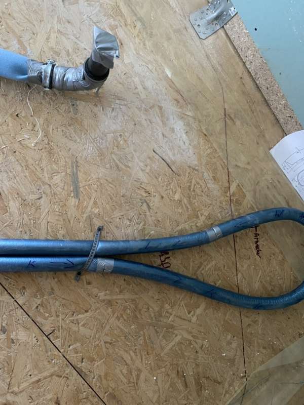 BAU.DE / BAU-Forum: 2. Bild zu Frage "Sanitaerrohinstallation Standarmatur" im BAU-Forum "Sanitär, Bad, Dusche, WC" BAU.DE / BAU-Forum: 2. Bild zu Frage "Sanitaerrohinstallation Standarmatur" im BAU-Forum "Sanitär, Bad, Dusche, WC"