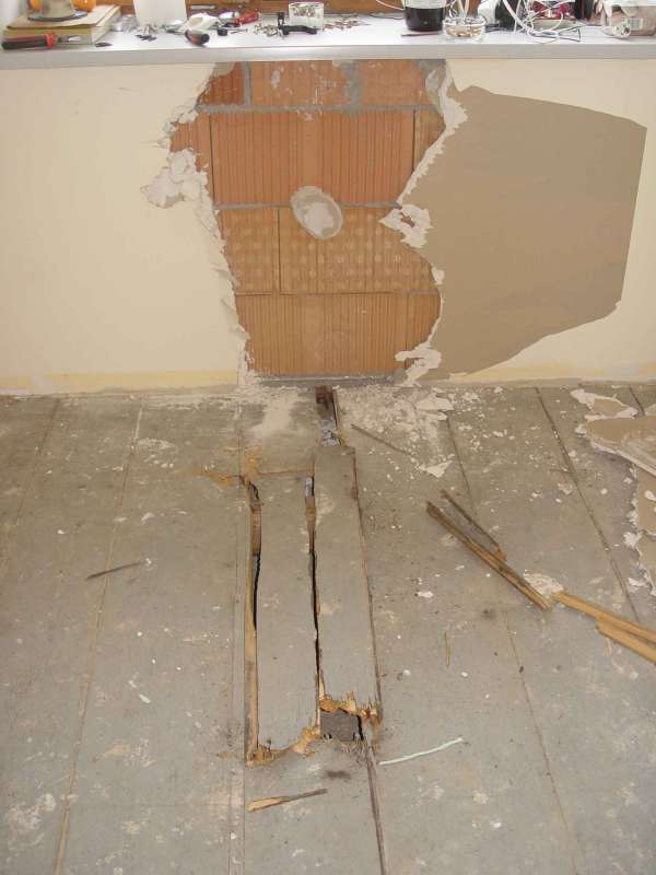 Bild zum BAU-Forumsbeitrag: Bausachschaden Winde hinter den Wänden im Forum Modernisierung / Sanierung / Bauschäden