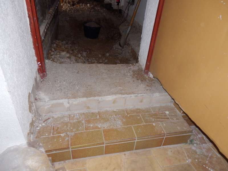 Bild zum BAU-Forumsbeitrag: Stück Fundament entfernen im Forum Modernisierung / Sanierung / Bauschäden