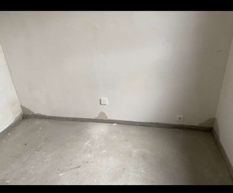 BAU.DE / BAU-Forum: 3. Bild zu Frage "Neubau Wasserschaden" im BAU-Forum "Modernisierung / Sanierung / Bauschäden" BAU.DE / BAU-Forum: 3. Bild zu Frage "Neubau Wasserschaden" im BAU-Forum "Modernisierung / Sanierung / Bauschäden"